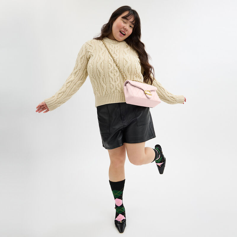 Tabby Shoulder Bag 26 With Pillow Quilting, B4/BLUSH, hi-res image number 4